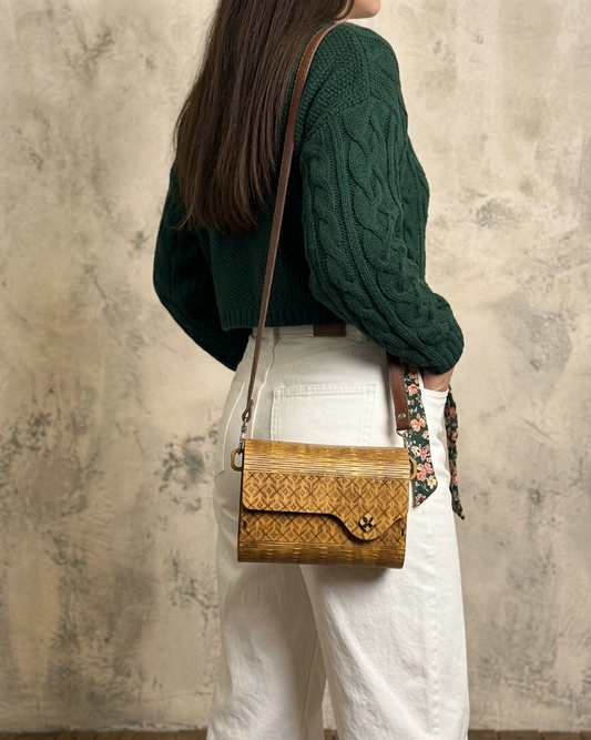 Alkalmi fa válltáska