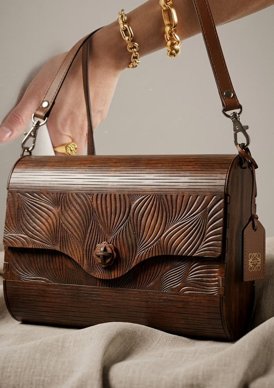 Elegáns fa válltáska
